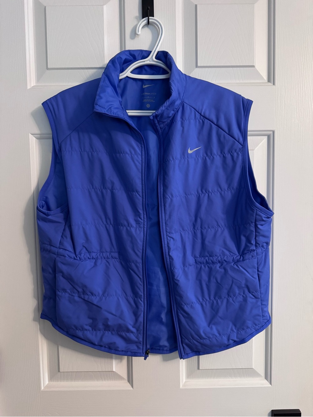 Nike Therma-FIT Women's‎ Size M Blue Swift Running Vest (FB7537-010)